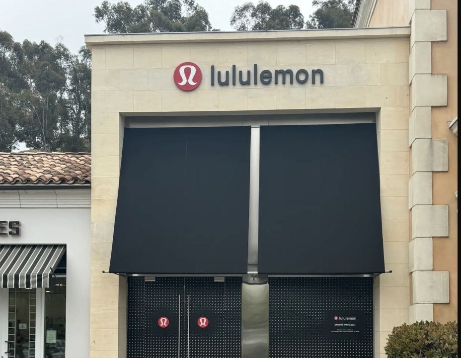 Black fabric awnings installed at the Lululemon storefront in Calabasas