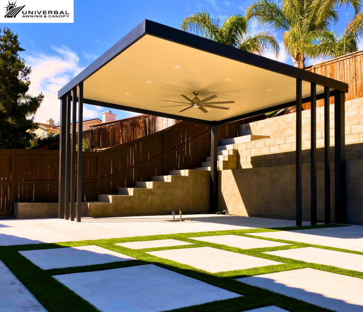 Self-standing shade structure at a residential property