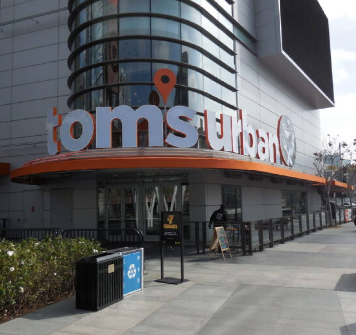 Fixed entrance canopy at Tom's Urban, Los Angeles